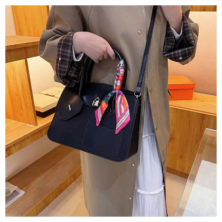 Lychee Grain Large Capacity Handbag