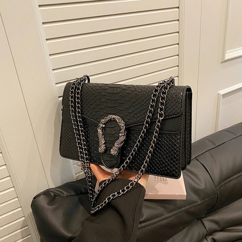 Retro  Chain Shoulder Bag 
   *Limited Stock*