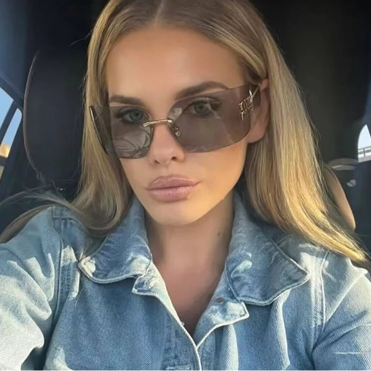 MUI MUI CURVED LUXURY SUNGLASSES